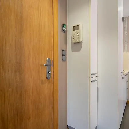 Apartment Apts Cueto 2c 2 Adultos 1 Nino *